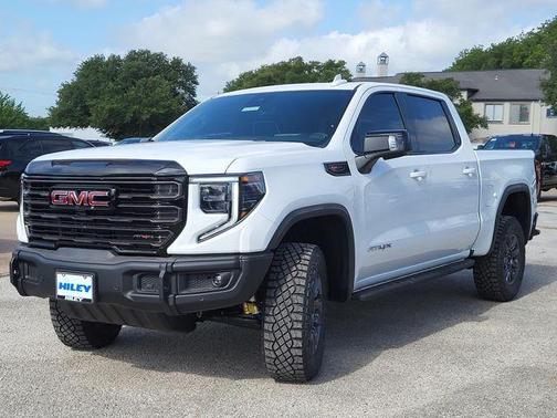 2025 GMC Sierra 1500 AT4X