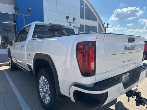 2022 GMC Sierra 2500 Denali