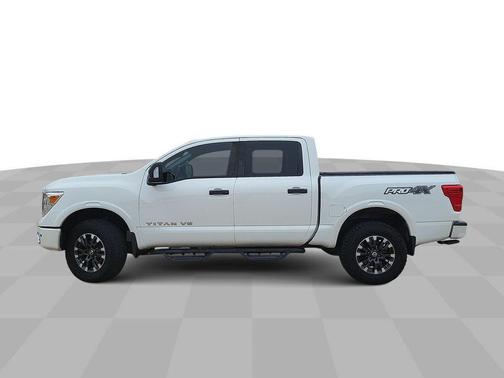 2019 Nissan Titan PRO-4X