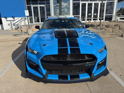 2022 Ford Shelby GT500 Base