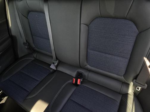 Moonstone Gray Metallic 2026 Buick Envista Preferred