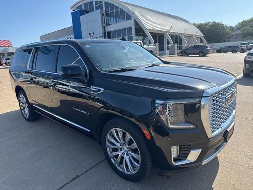 2022 GMC Yukon XL Denali