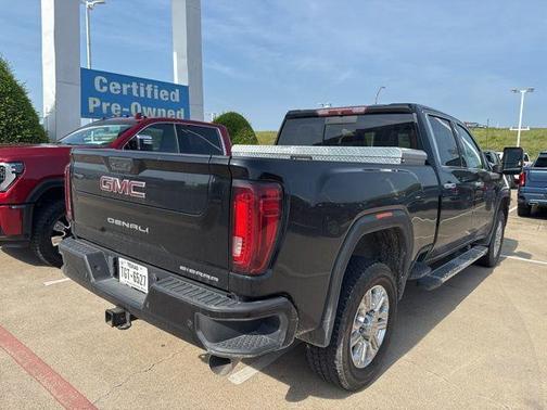 2022 GMC Sierra 2500 Denali