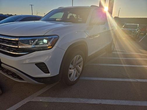 2022 Volkswagen Atlas Cross Sport 3.6L V6 SE w/Technology