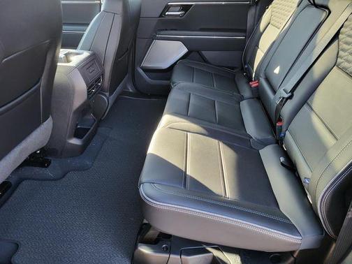2025 GMC Sierra EV Denali