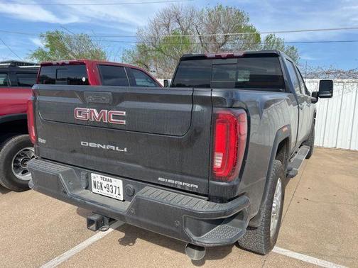 2020 GMC Sierra 2500 Denali