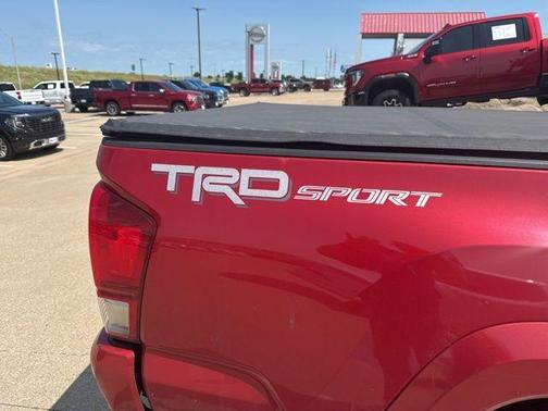2017 Toyota Tacoma TRD Sport