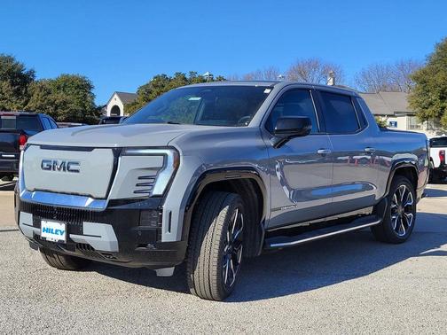 2024 GMC Sierra EV Denali