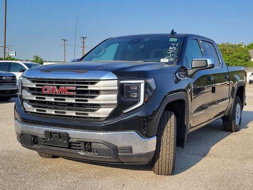 2025 GMC Sierra 1500 SLE