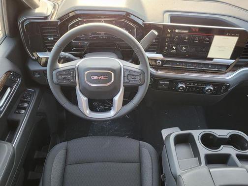 2025 GMC Sierra 1500 SLE
