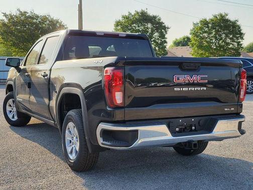 2025 GMC Sierra 1500 SLE