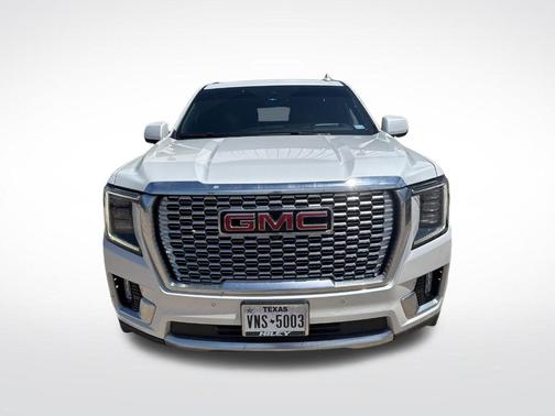 White Frost Tri-Coat 2024 GMC Yukon XL Denali