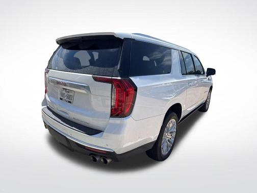 White Frost Tri-Coat 2024 GMC Yukon XL Denali