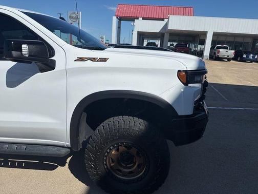 2025 Chevrolet Silverado 1500 ZR2