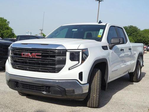 2025 GMC Sierra 1500 Pro