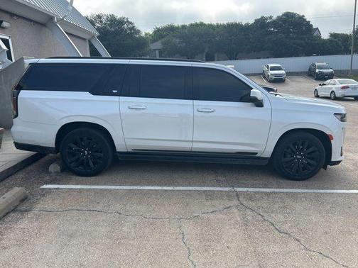 2021 Cadillac Escalade ESV Sport