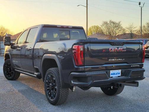 2025 GMC Sierra 2500 Denali