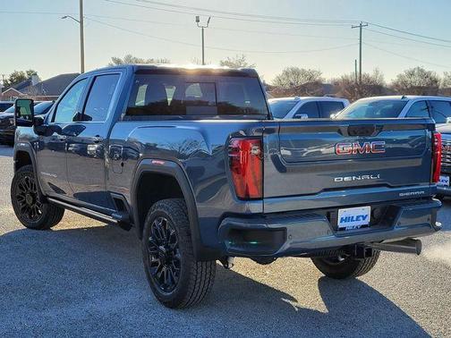 2025 GMC Sierra 2500 Denali