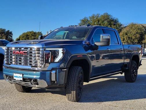 2025 GMC Sierra 2500 Denali
