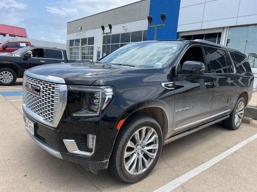 2023 GMC Yukon XL Denali