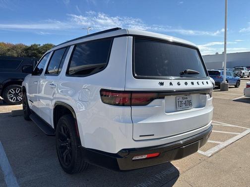 2023 Jeep Wagoneer Series II