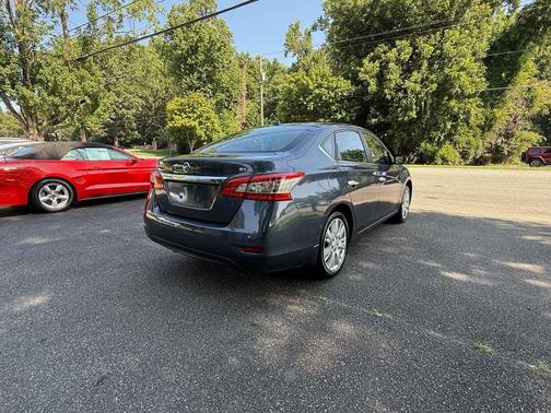 Gun Metallic 2015 Nissan Sentra SL