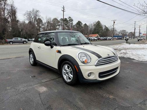 2013 MINI Hardtop Cooper