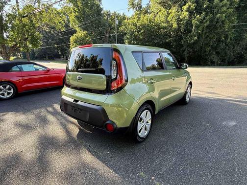 Alien II 2015 Kia Soul Base