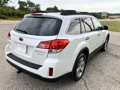 2014 Subaru Outback 2.5i Limited