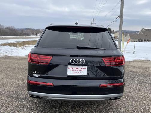 2019 Audi Q7 55 Premium Plus