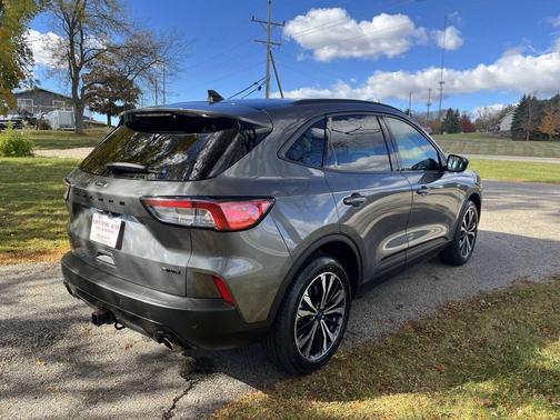 2022 Ford Escape SEL