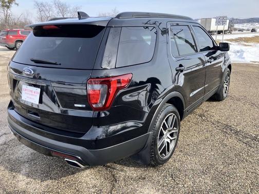 2017 Ford Explorer sport