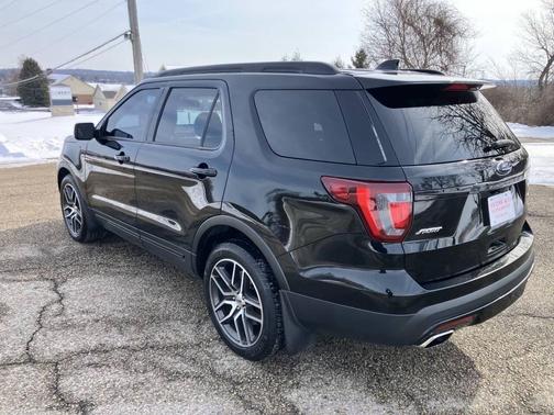 2017 Ford Explorer sport