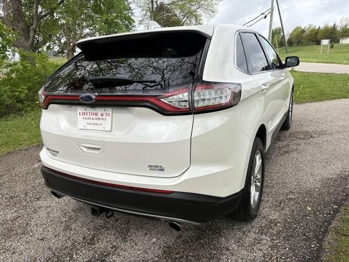 White 2016 Ford Edge SEL