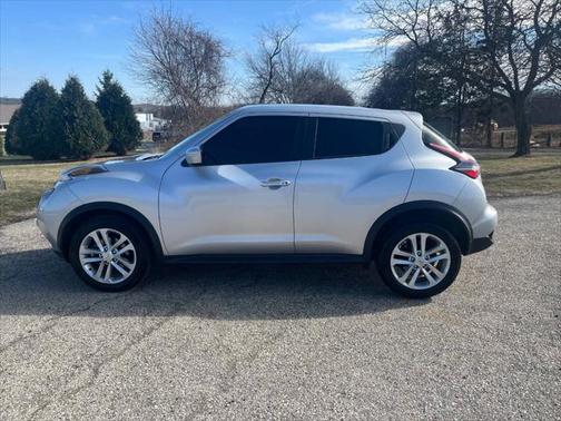 2017 Nissan Juke S 4dr Crossover