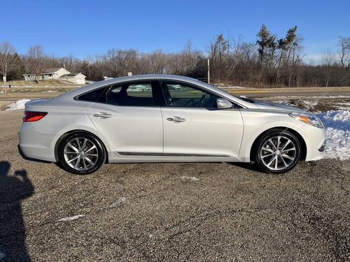 2016 Hyundai Azera Base