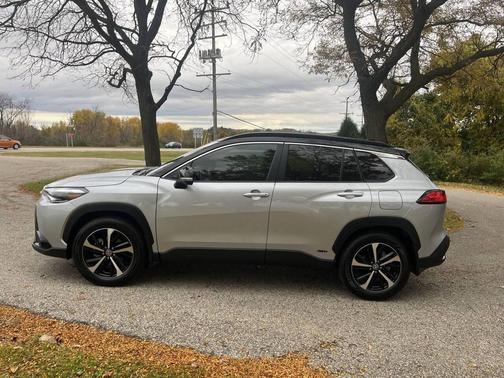 2024 Toyota Corolla Hybrid SE