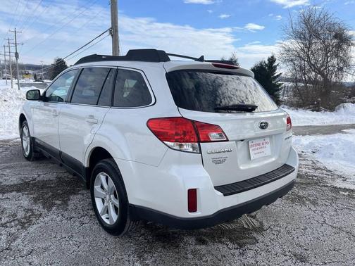 2014 Subaru Outback 2.5i Premium
