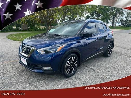 2020 Nissan Kicks SR