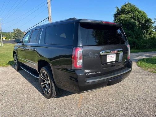 2020 GMC Yukon XL Denali