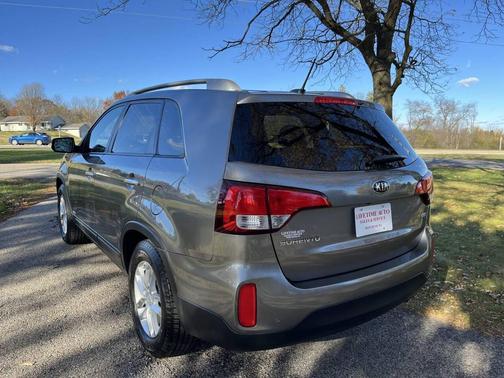 2015 Kia Sorento LX