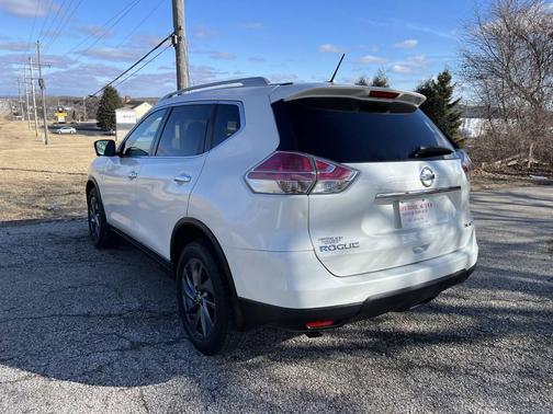 2016 Nissan Rogue SL