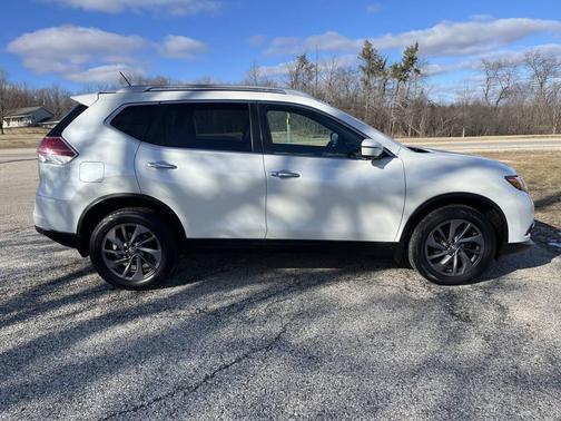 2016 Nissan Rogue SL