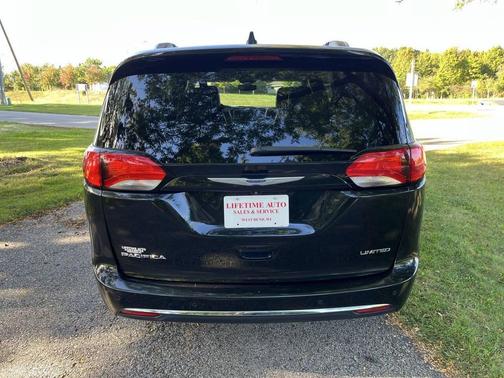 2019 Chrysler Pacifica Limited