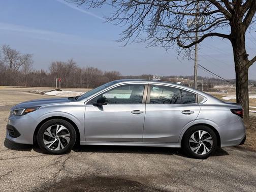 2022 Subaru Legacy Base