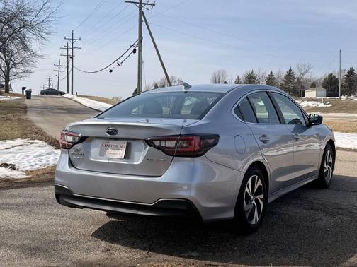 2022 Subaru Legacy Base