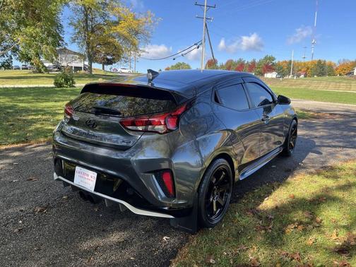 2020 Hyundai Veloster Base
