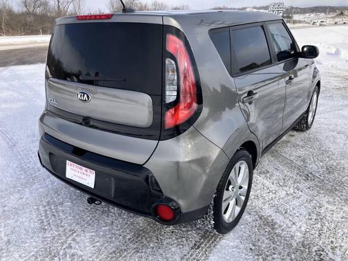 2016 Kia Soul +