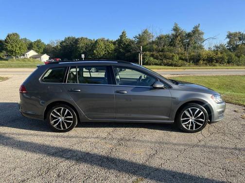 2016 Volkswagen Golf SportWagen TSI Limited Edition