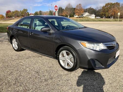 2013 Toyota Camry Hybrid LE
